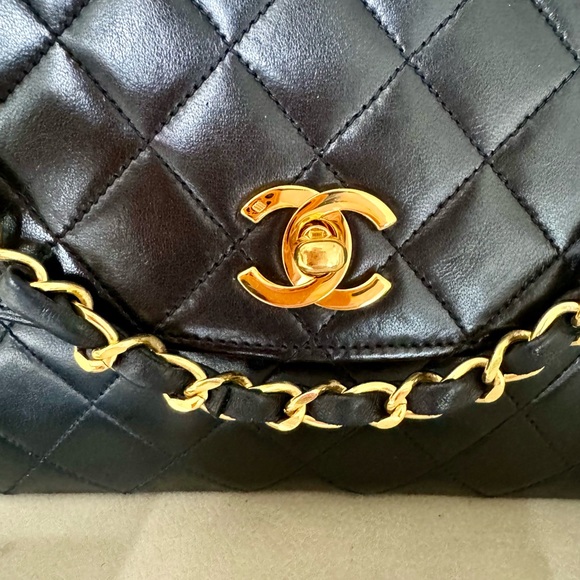 SOLD - 💎 AUTH Chanel Vintage Classic Single Flap Bag Quilted Lambskin Large - Picture 5 of 15